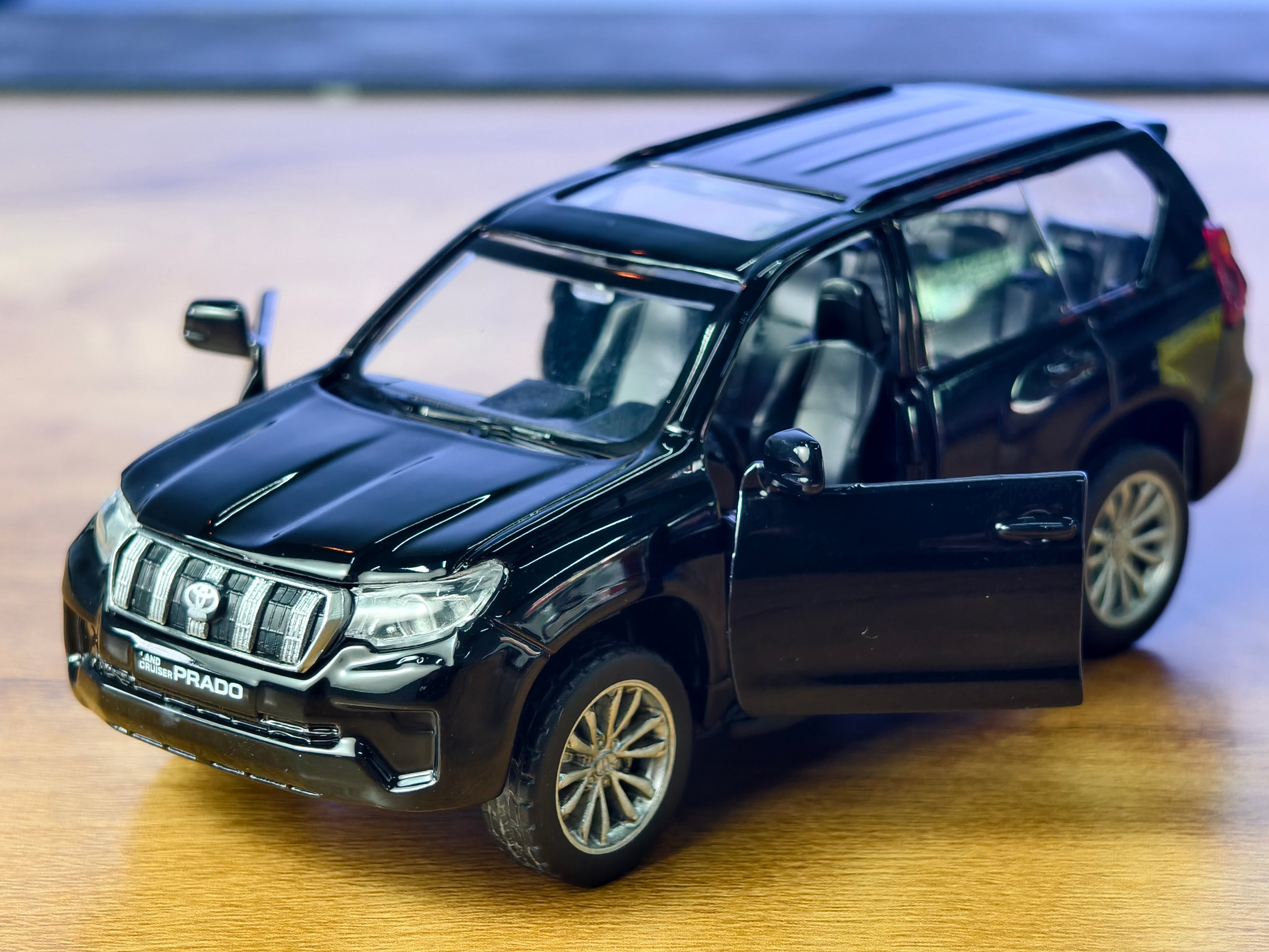 MSZ Official Licensed Land Cruiser Prado 1:42 Scale