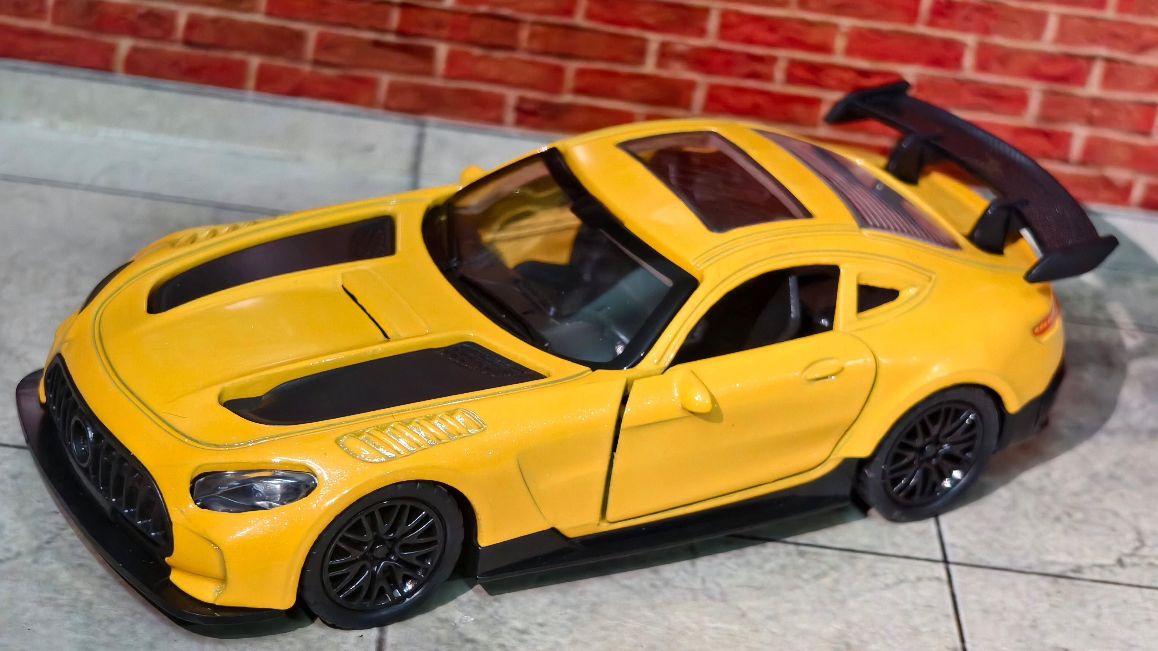 Mercedes AMG 1:36 Scale