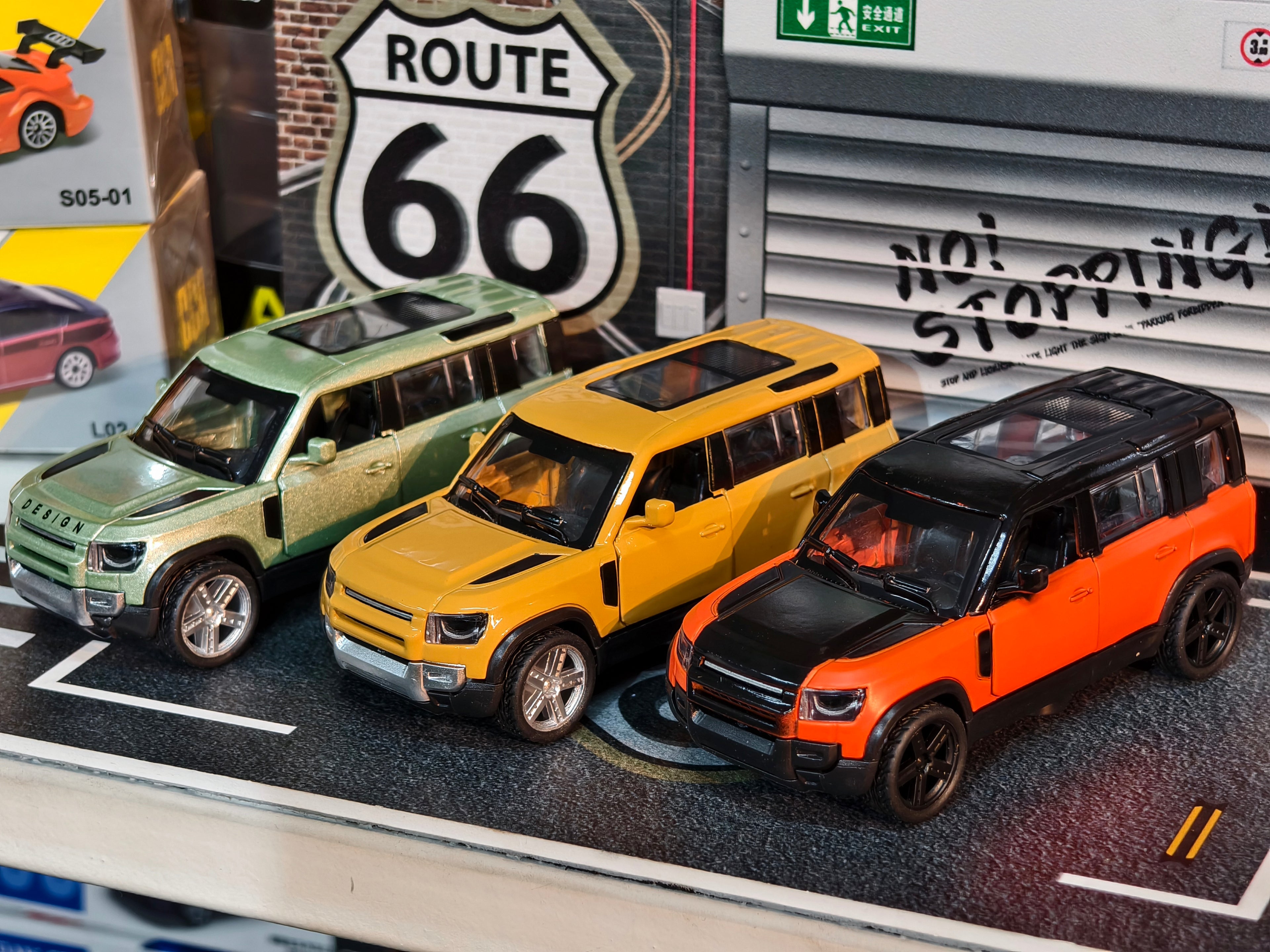 Land Rover Defender 110 1:43 Scale