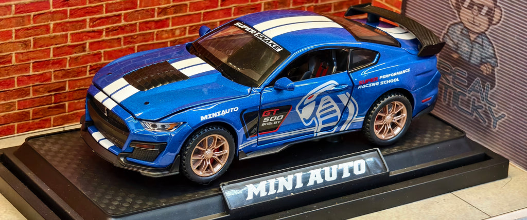 Shelby GT500 Super Snake Edition – 1:32 Scale Diecast Model with Light & Sound