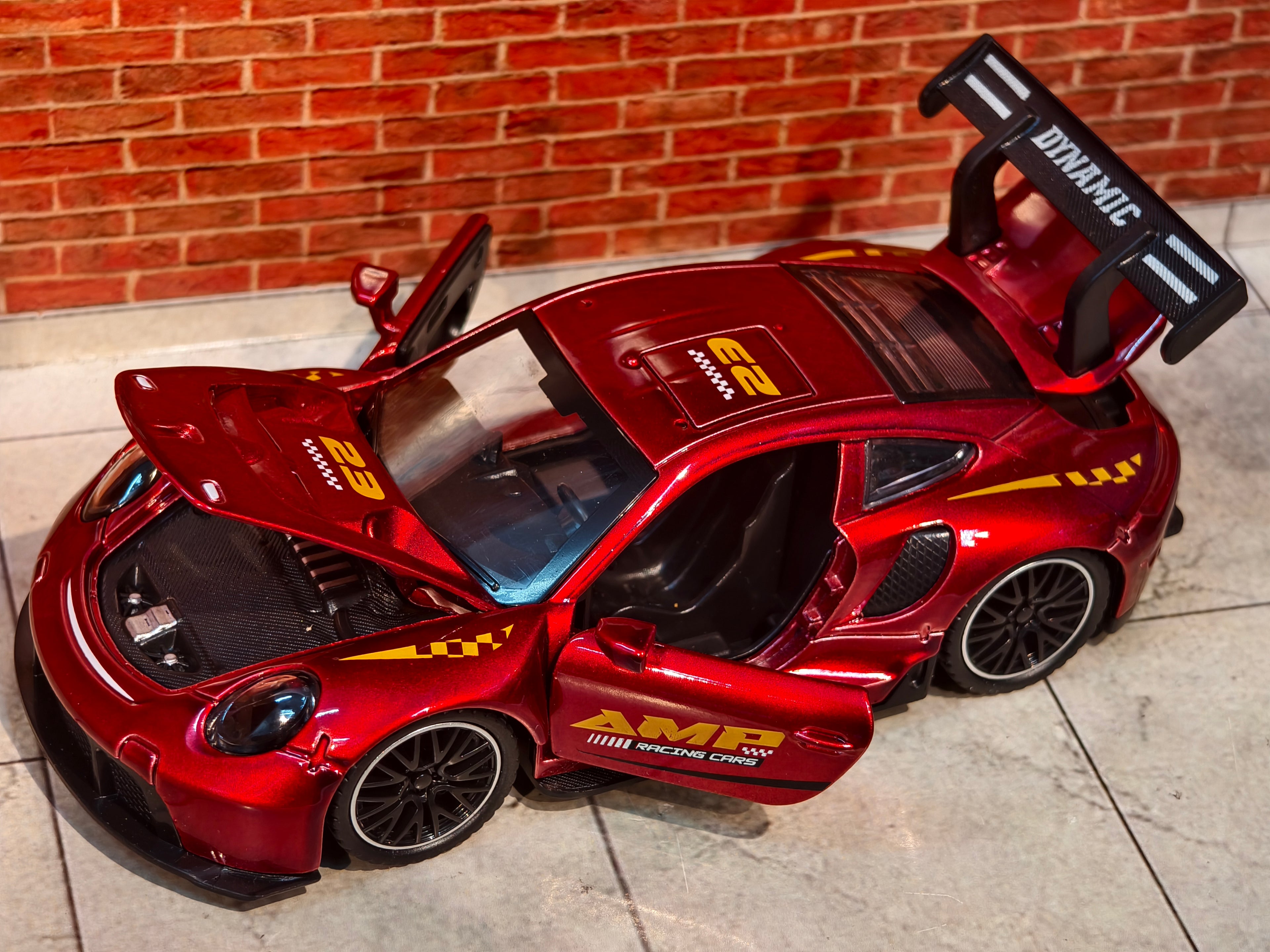 Porsche 911 GT3 RS 1:32 Scale
