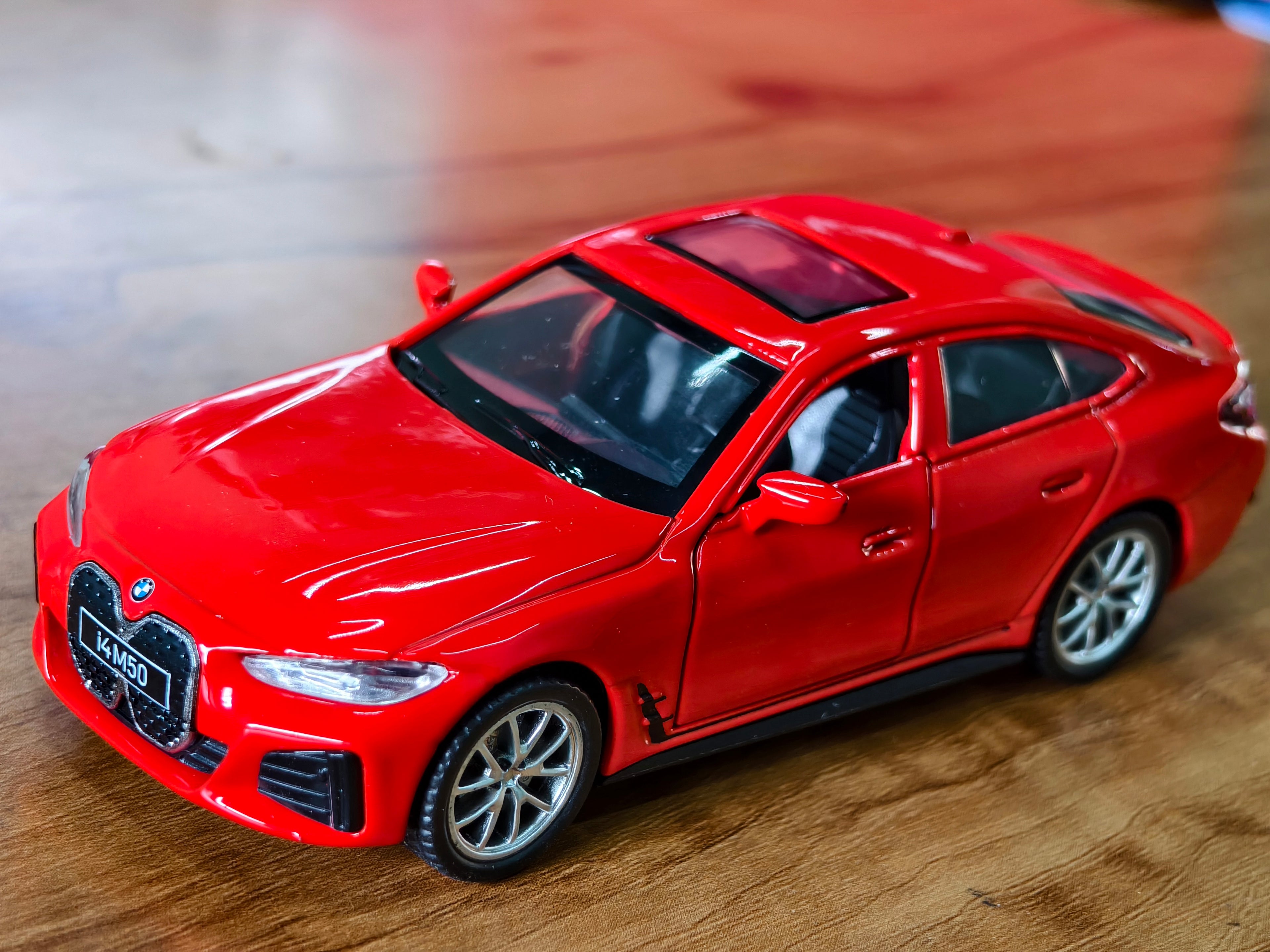 BMW Official Licensed i4 M50 1:42 Scale by MSZ