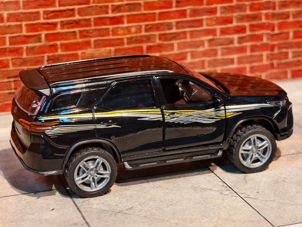 Fortuner 1:36 Scale 3 Door Openable with Light & Sound