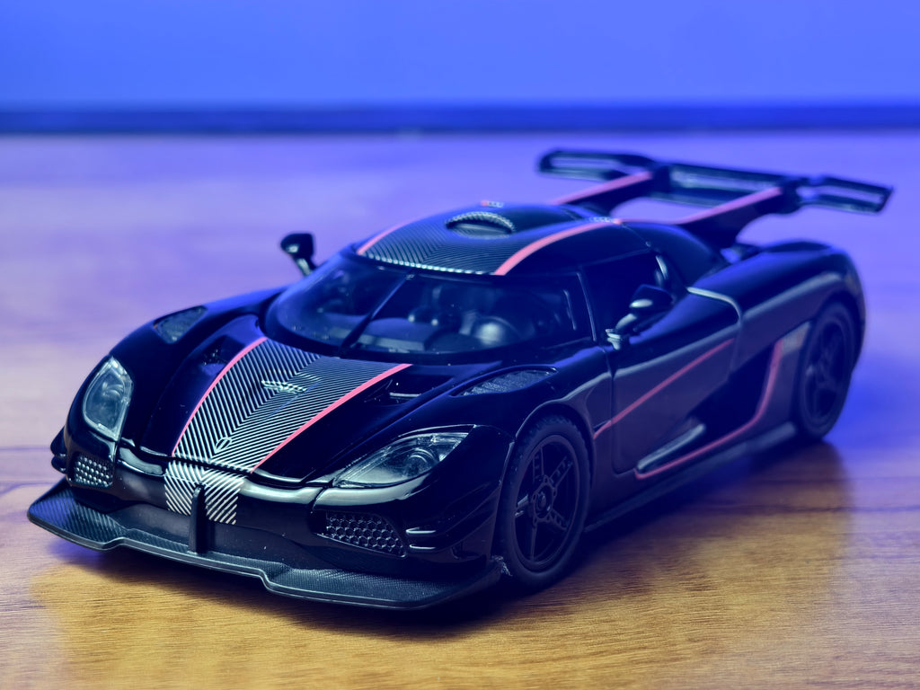 Koenigsegg One:1 1:32 Scale Premium Detailing