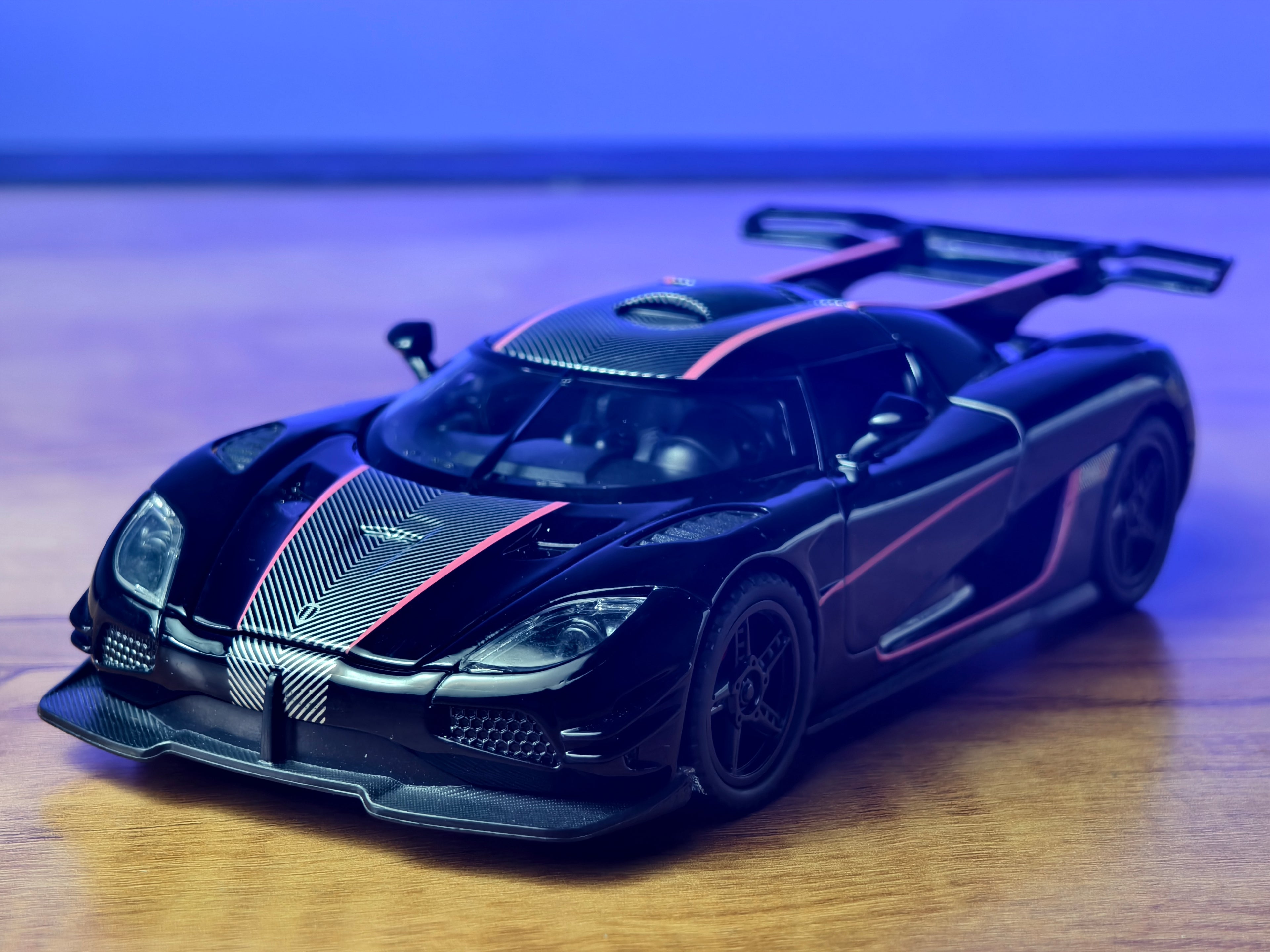 Koenigsegg One:1 1:32 Scale Premium Detailing