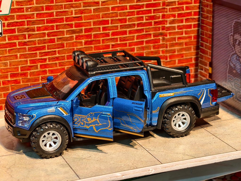 Ford Raptor 1:32 Scale Premium detailing