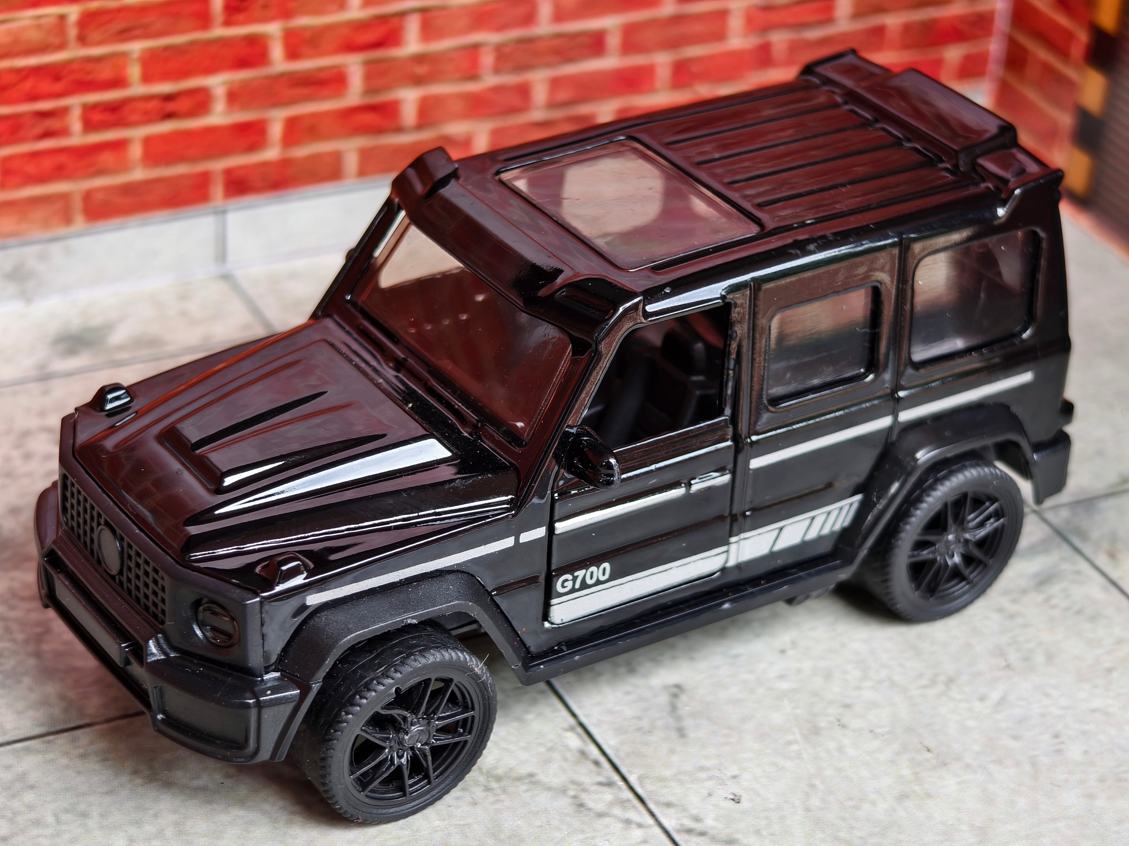 Mercedes G Wagon 1:43 Scale Black