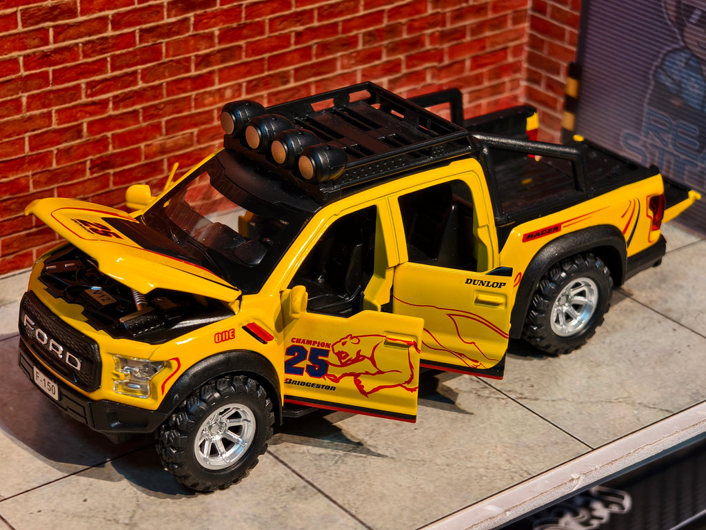 Ford Raptor 1:32 Scale Premium detailing