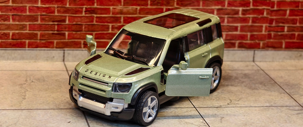 Land Rover Defender 110 1:43 Scale