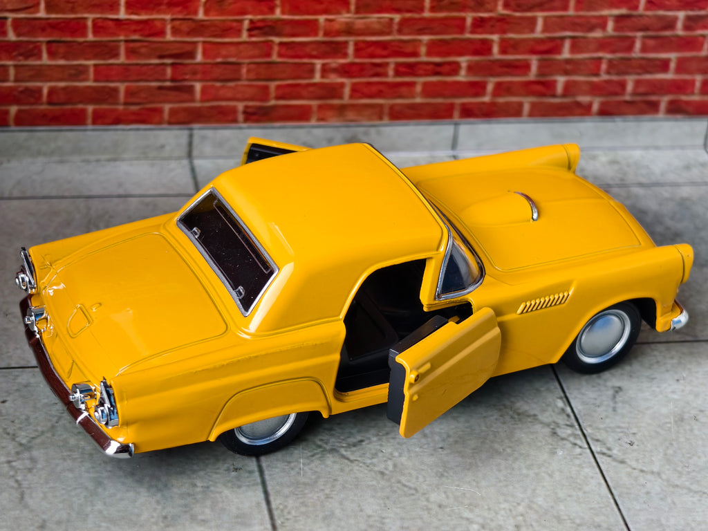 Ford Thunderbird 1955 1:32 Scale