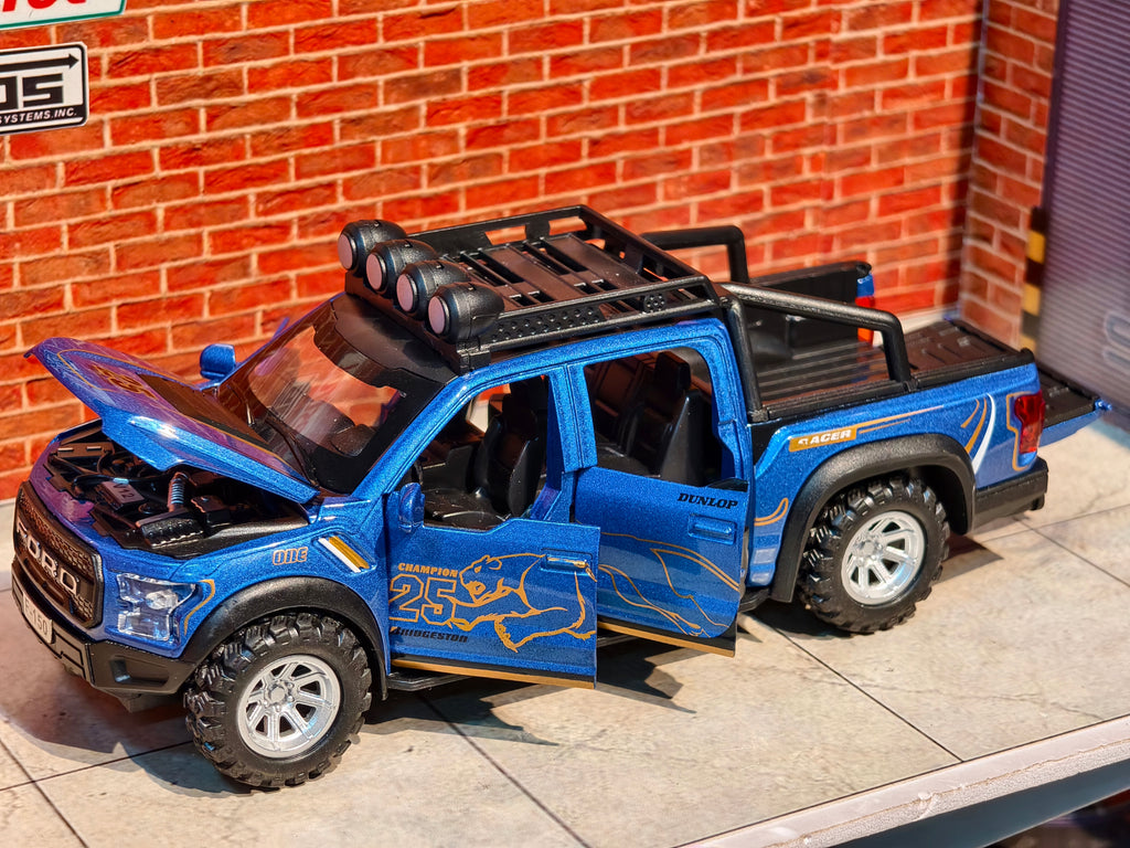 Ford Raptor 1:32 Scale Premium detailing