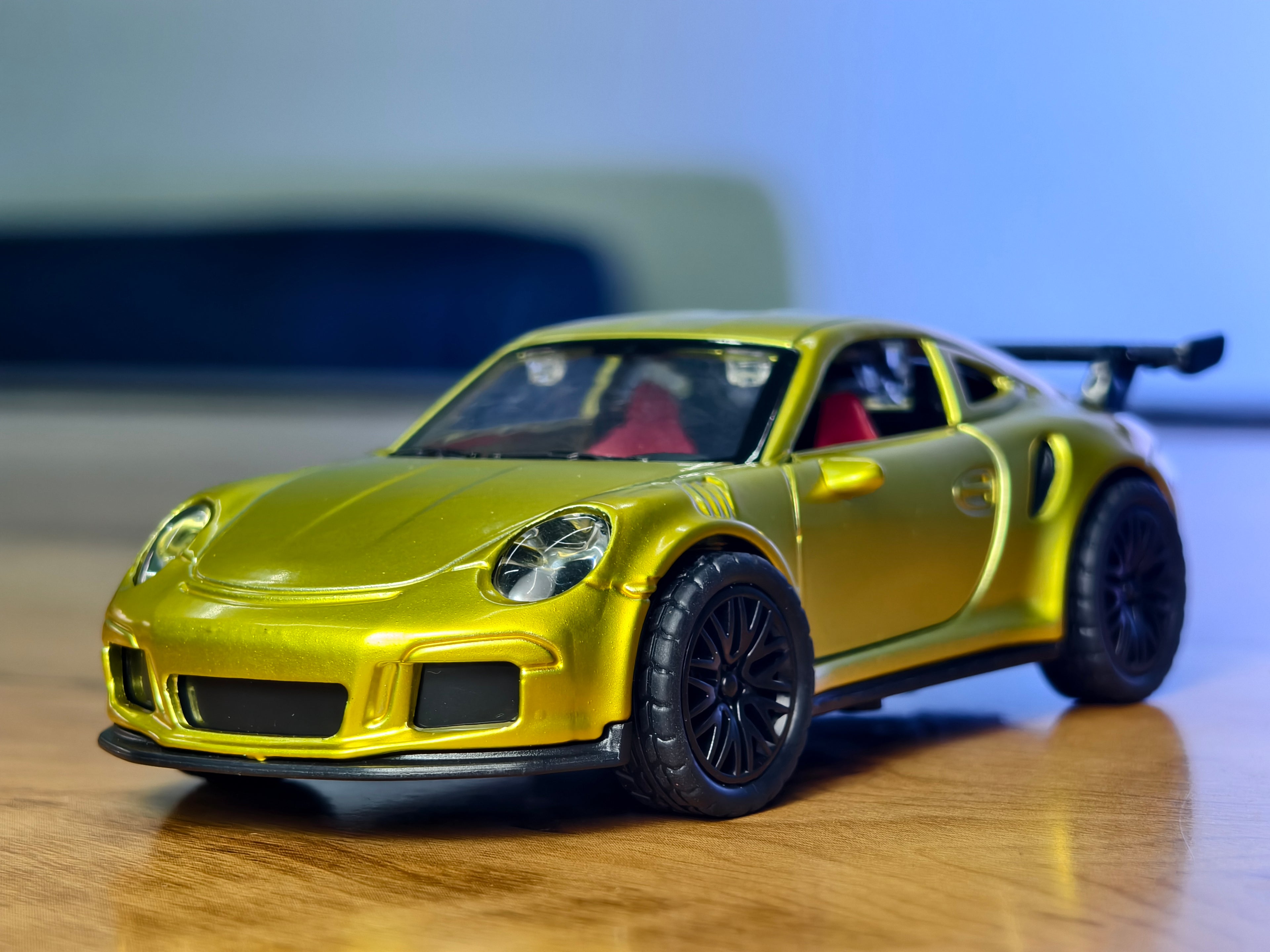 Porsche 911 GT3 1:36 Scale Premium Detailing