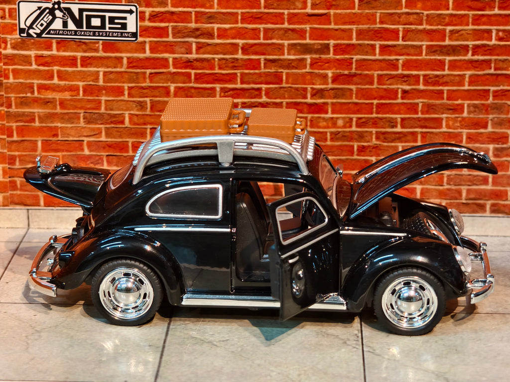 1:32 Classic Volkswagen Beetle Diecast Model Car with Opening Doors & Roof Luggage – Black