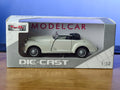 Classic Mercedes Benz 300 S Cabriolet 1:36 Scale