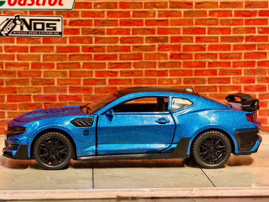 Chevrolet Camaro 1:32 Scale Premium Detailing with Light and Sound
