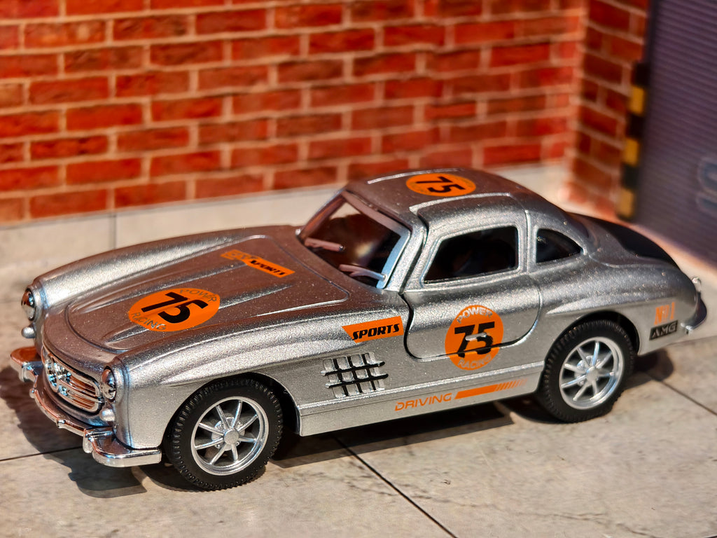 Mercedes Gullwing SL 300 Rally Edition 1:36 Scale