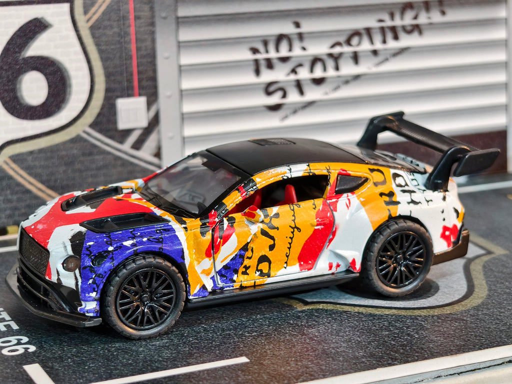 Graffiti Edition Diecast Car 1:36 Scale Box Piece with Light & Sound Simulation
