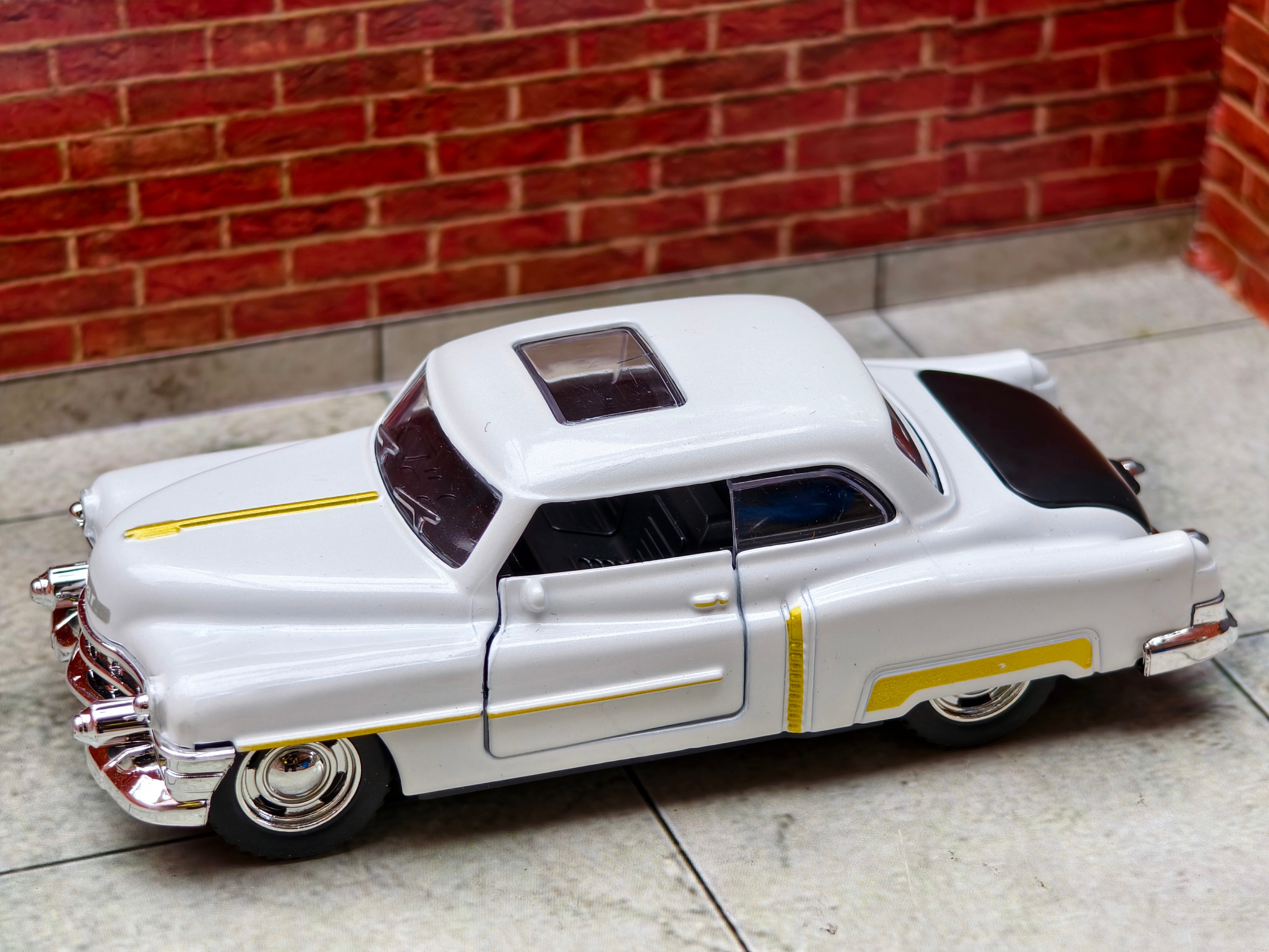 Vintage 1949 Cadillac Series 62 Sedanette 1:36 Scale 3 Door Openable