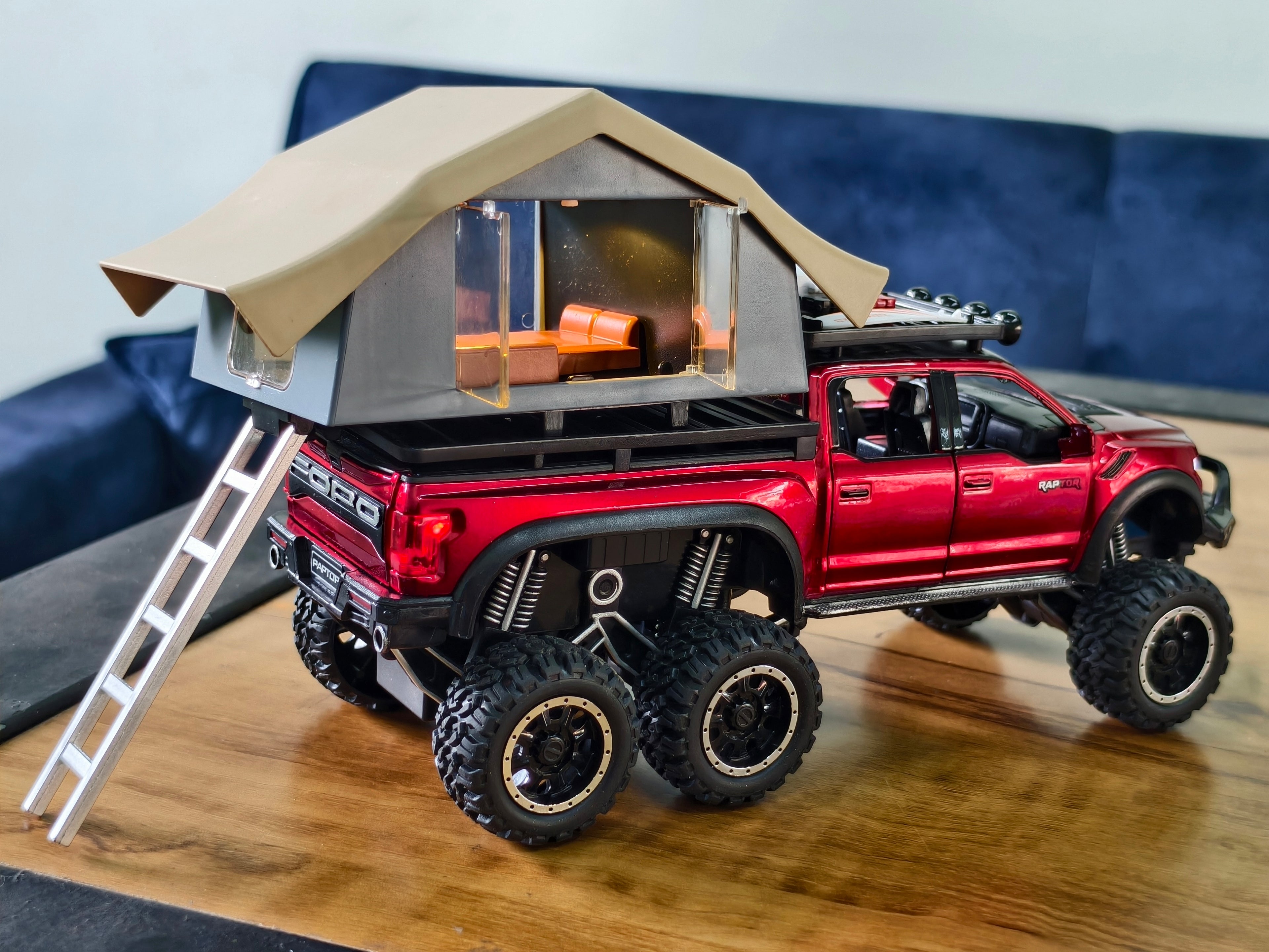 Ford Raptor F-150 Camper 1:24 Scale