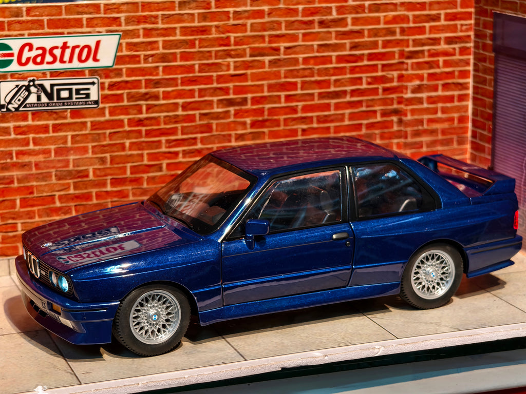 BMW E 30 Stock 1:24 Scale Premium Detailing