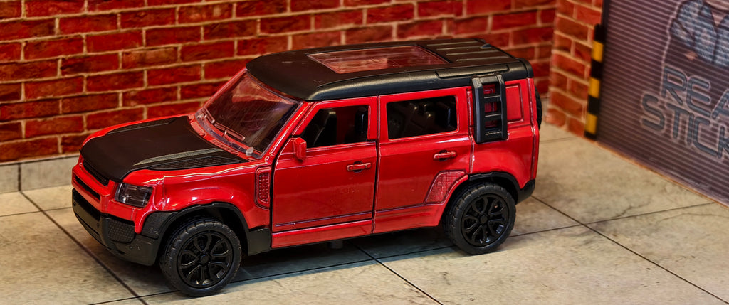 Defender 1:36  4 Door openable