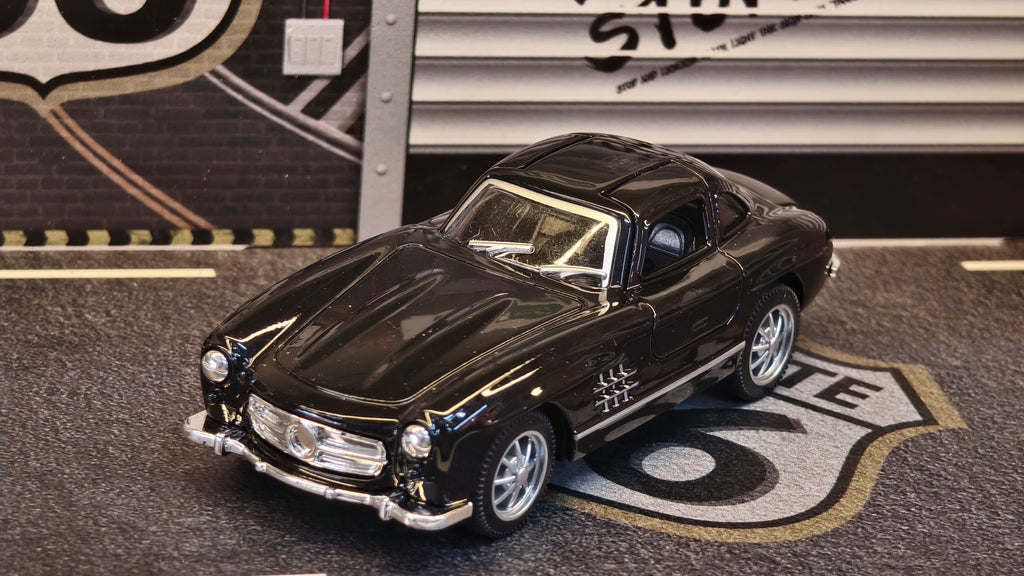 Mercedes Gullwing SL 300 1:36 Scale