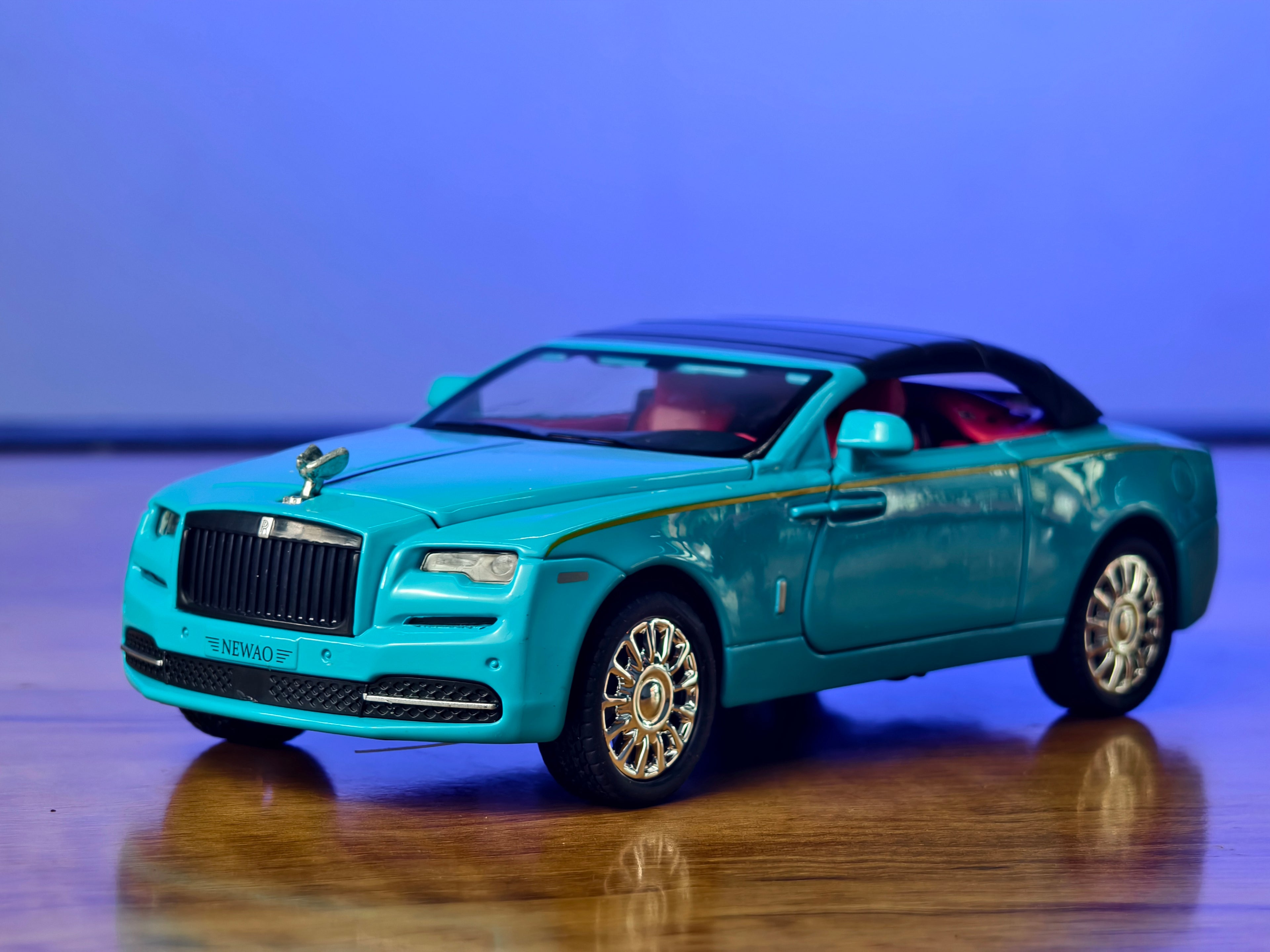 Rolls-Royce Dawn Convertible Black  1:32 Scale