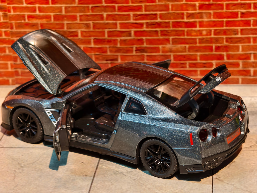 Nissan GTR 1:32 Scale