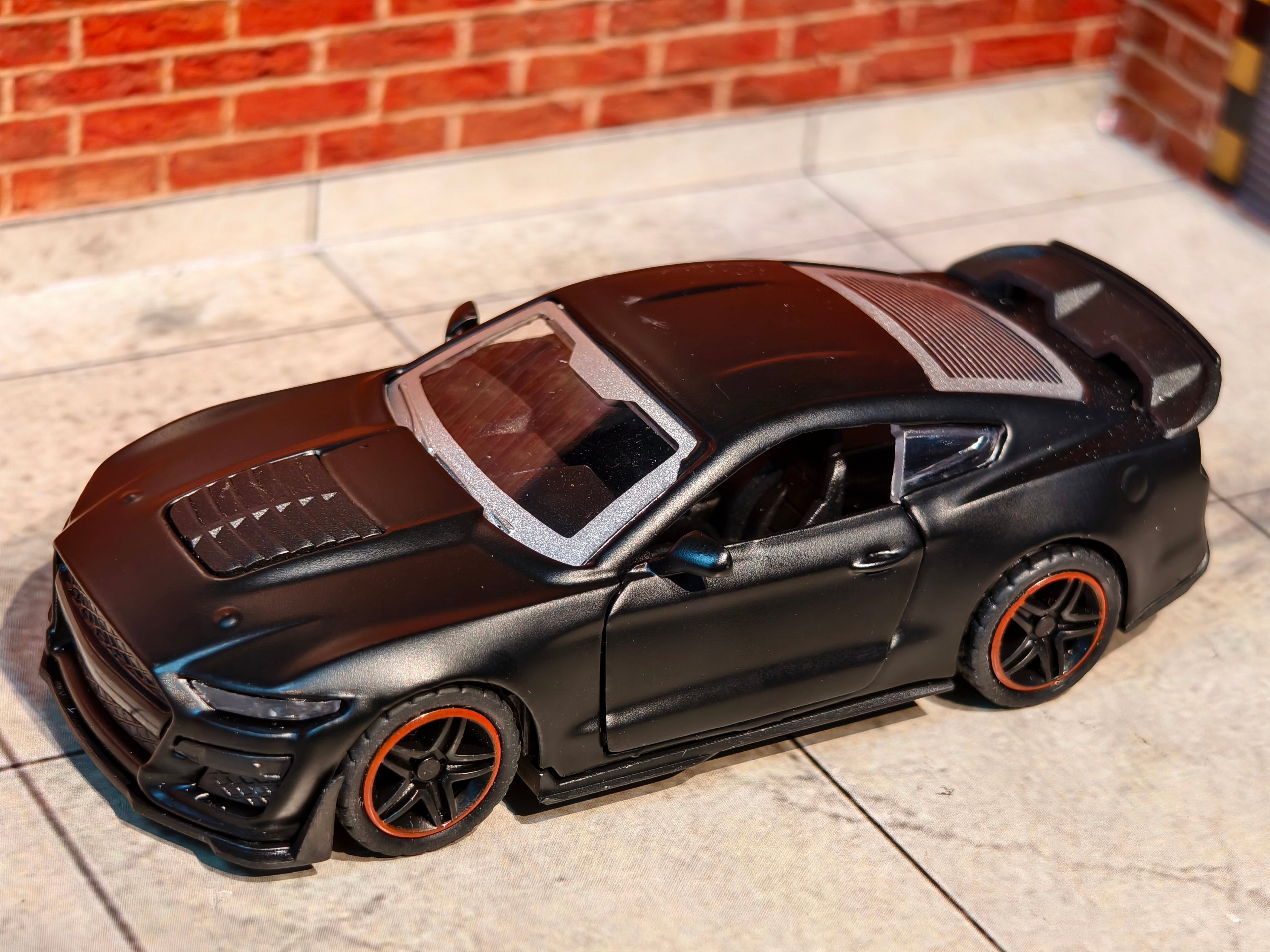 Ford Mustang  Shelby GT 500 1:43 Scale