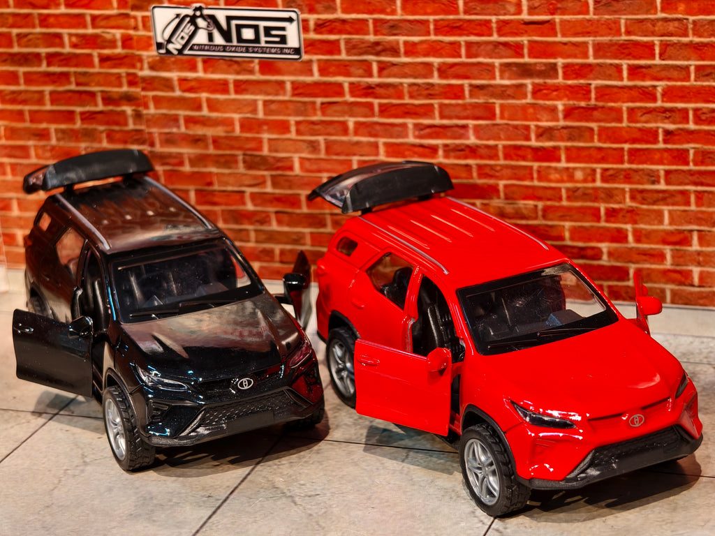 Fortuner 1:36 Scale 3 Door Openable with Light & Sound