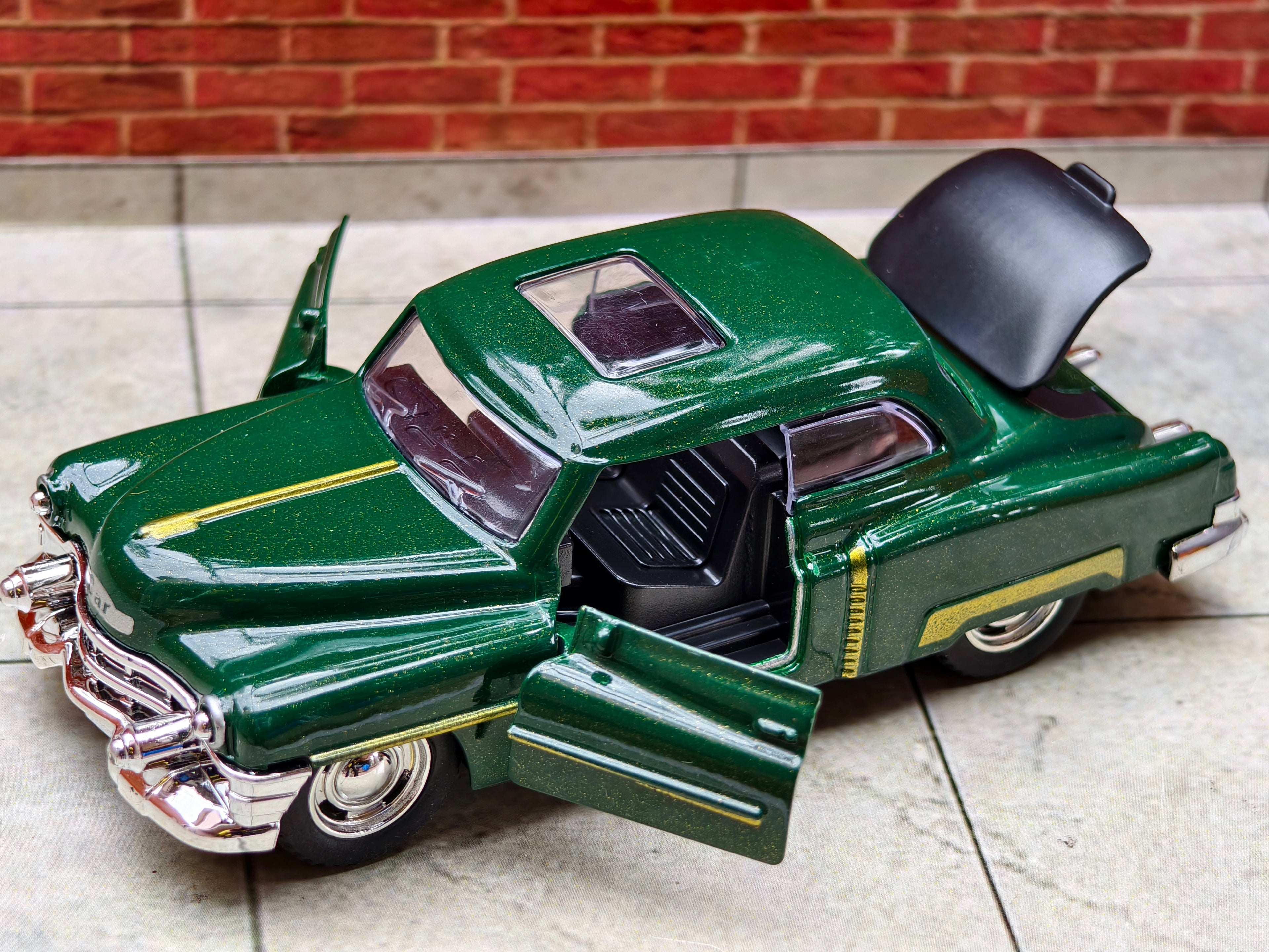 Vintage 1949 Cadillac Series 62 Sedanette 1:36 Scale 3 Door Openable