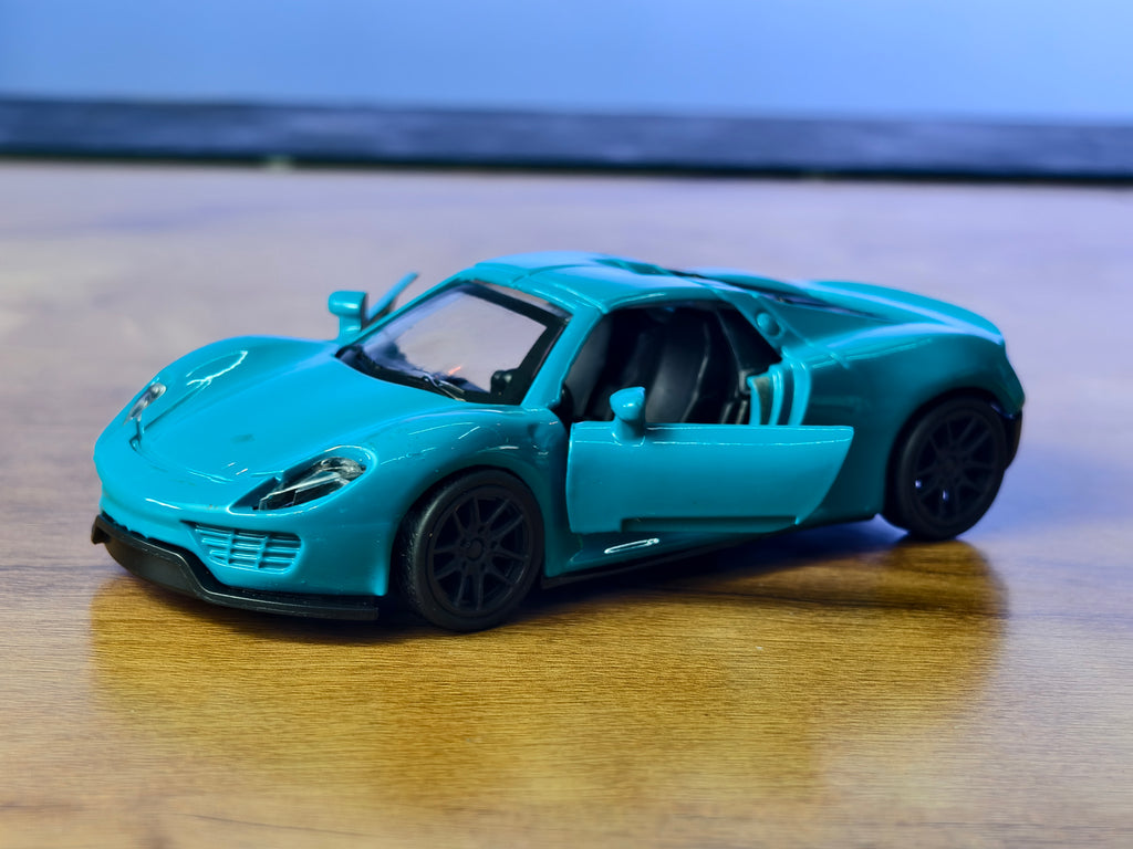 Porsche 918 Spyder Hybrid 1:43 Scale