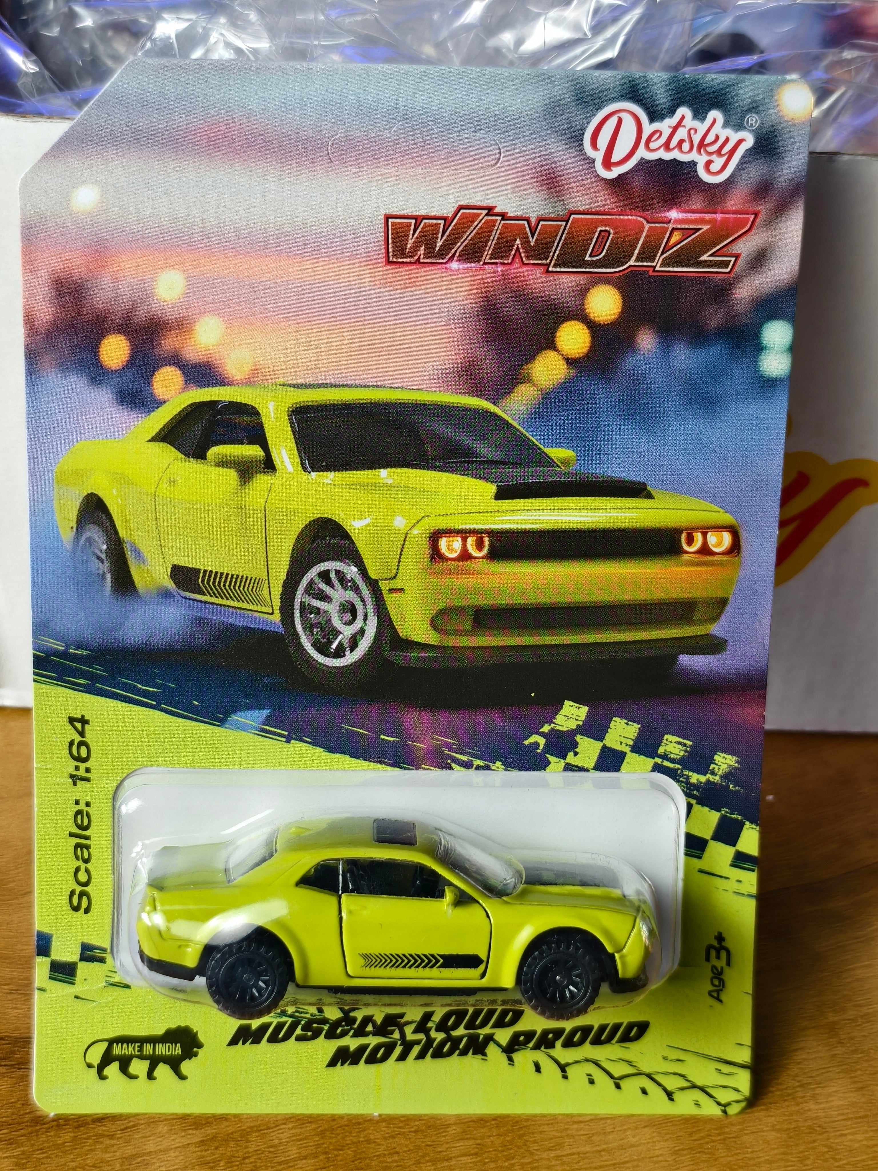 Dodge Challenger SRT Hellcat Widebody 1:64 Scale