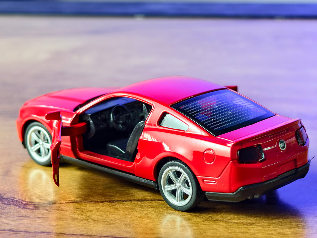 MSZ Official Licensed Ford Mustang GT 1:43 Scale