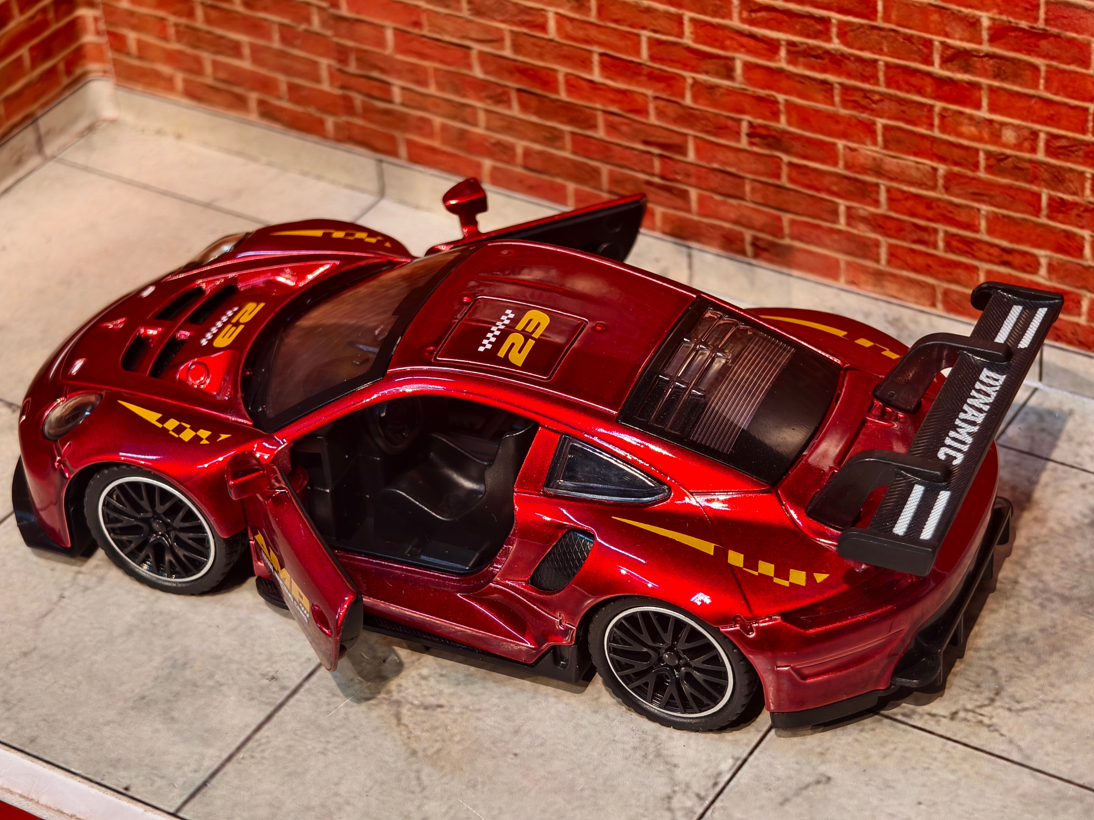 Porsche 911 GT3 RS 1:32 Scale