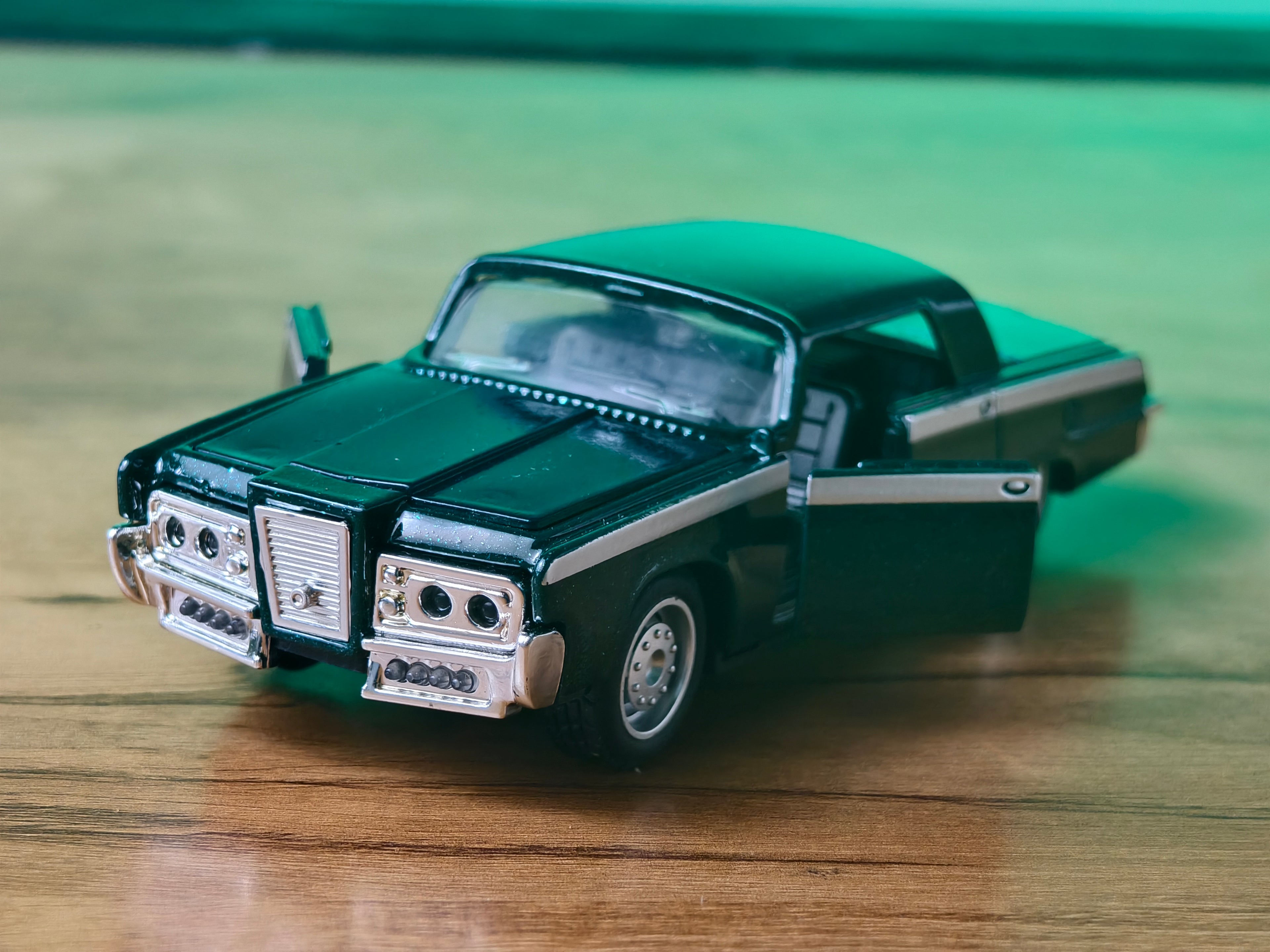 1960 s Lincoln Continental 1:32 Scale