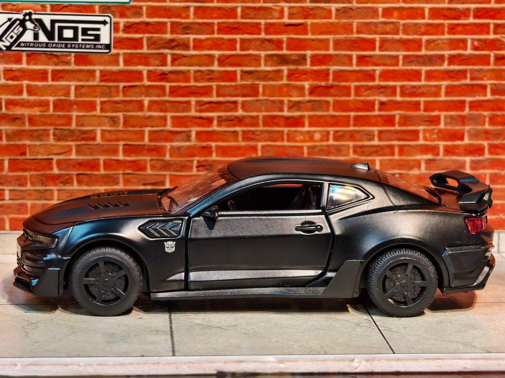 Chevrolet Camaro 1:32 Scale Premium Detailing with Light and Sound