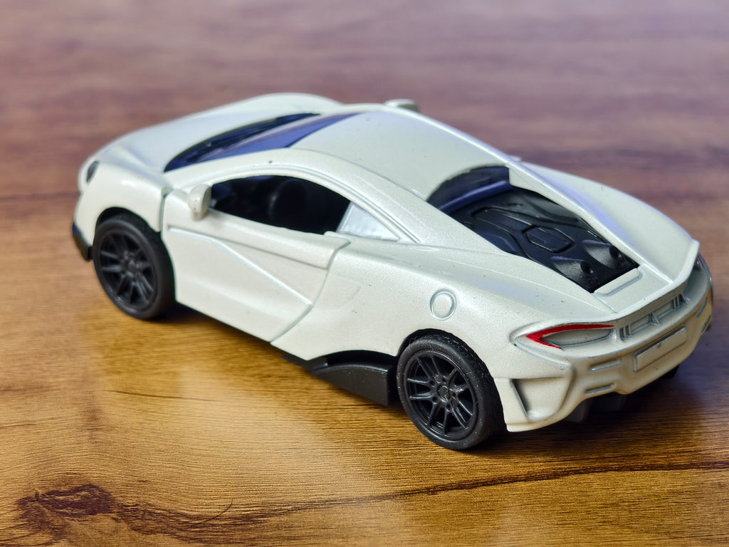 McLaren 570S 1:43 Scale