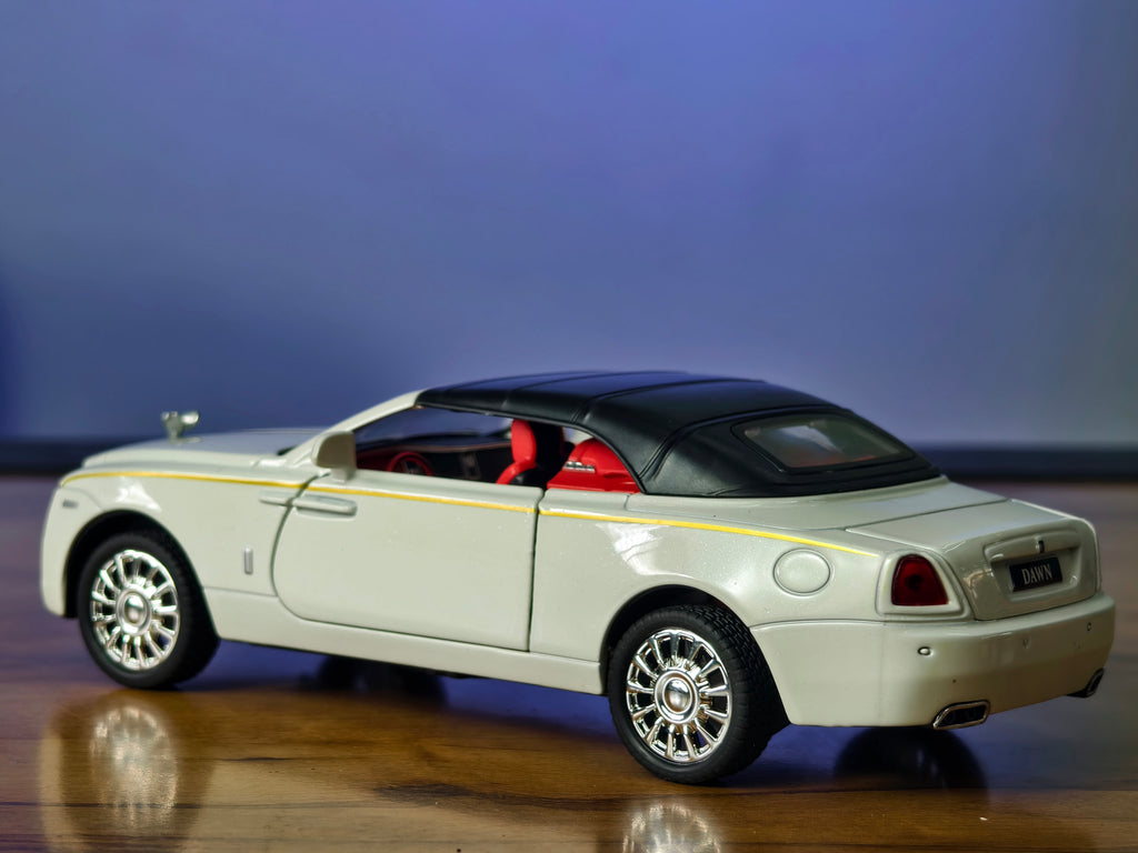 Rolls-Royce Dawn Convertible Black  1:32 Scale