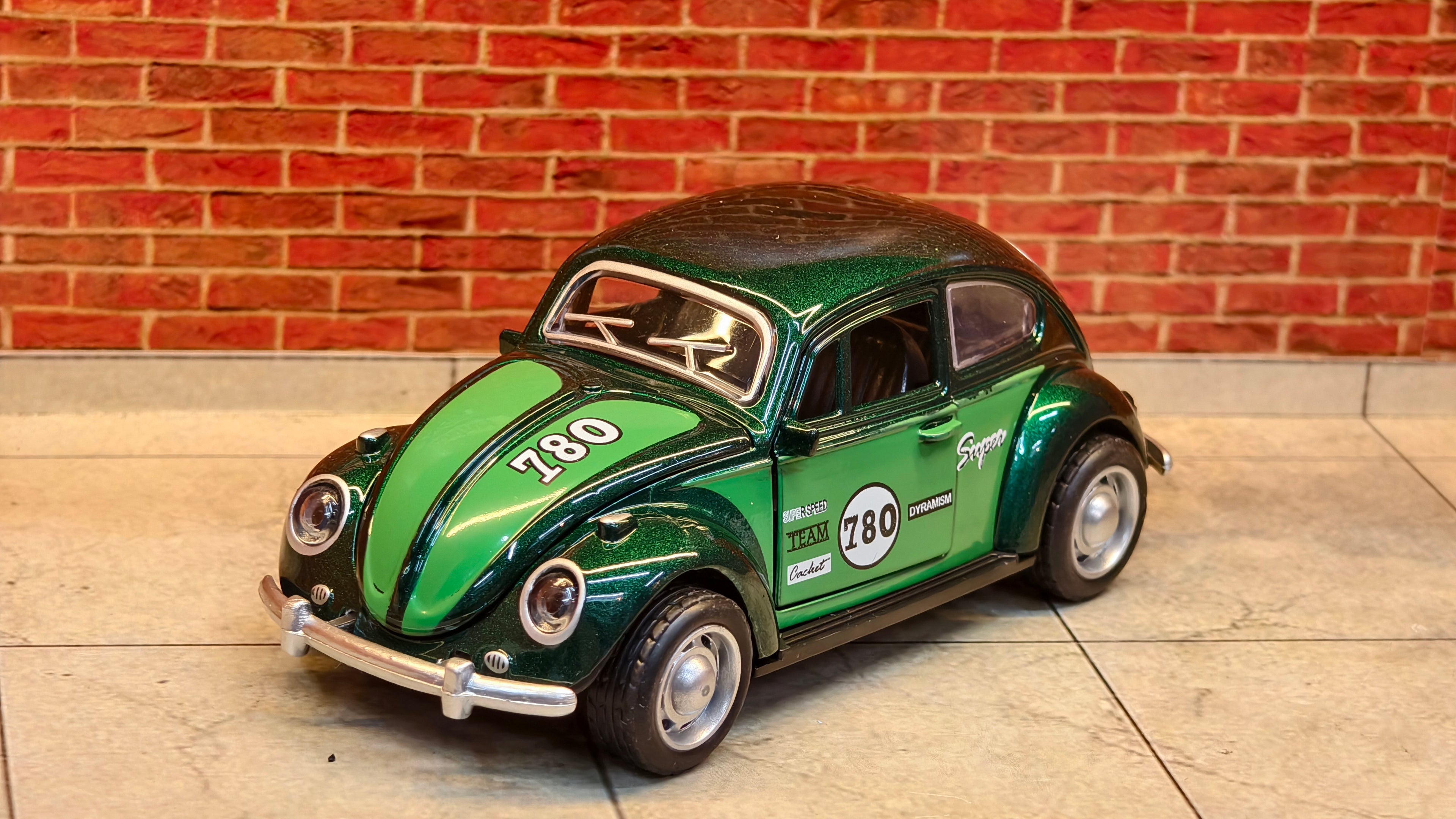 Beetle 1:32 Scale Rally Edition Box piece